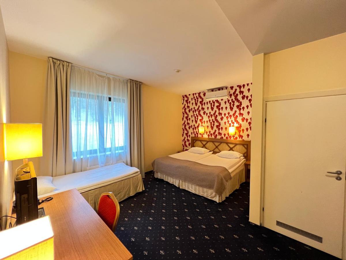 וילנה Park Villa Hotel מראה חיצוני תמונה